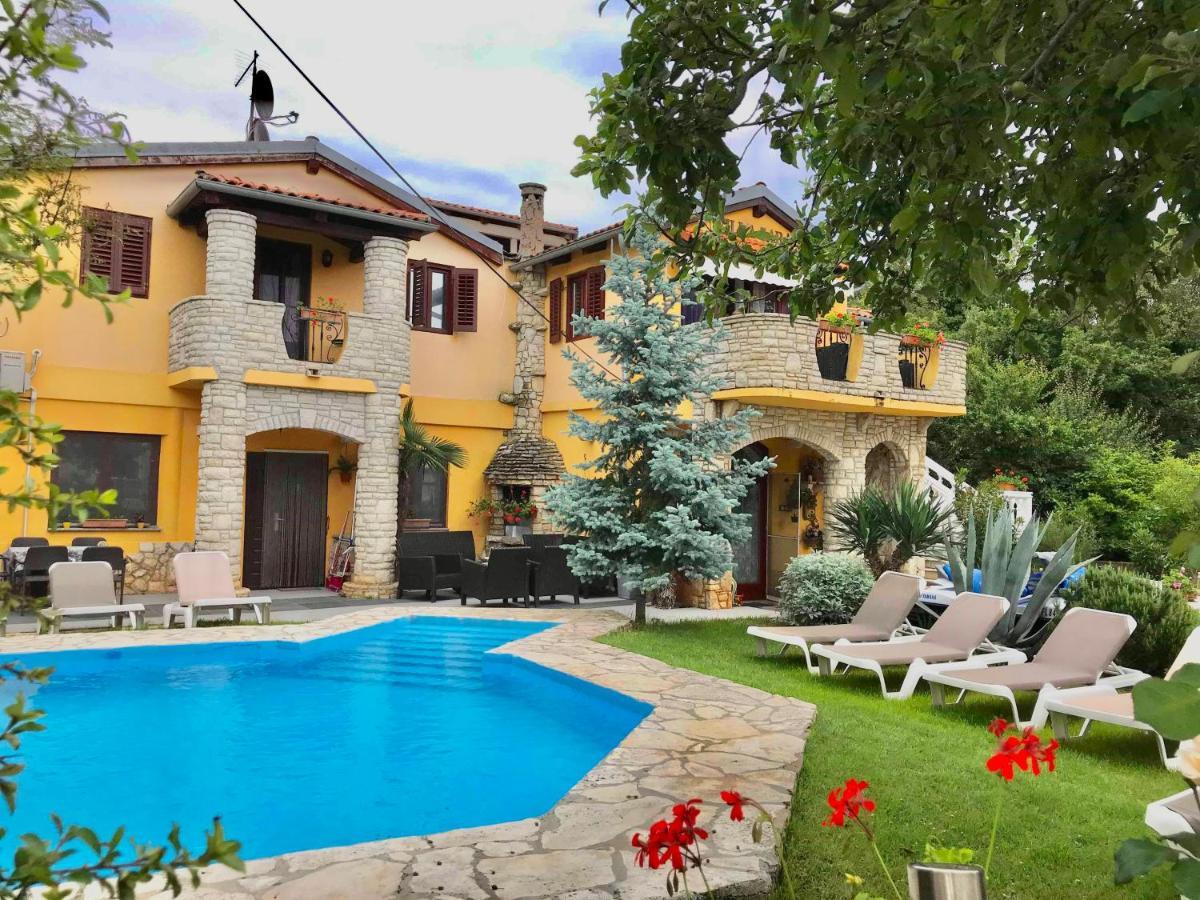 Villa Zara Liznjan Exterior photo